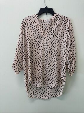 Lush Blush cream Leopard Print V-Neck Tunic